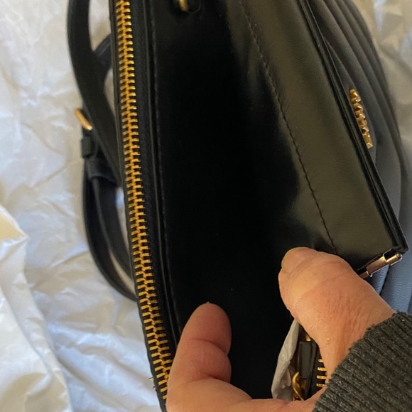 BRAND NEW DKNY Veronica MD Shoulder purse - Picture 2 of 9